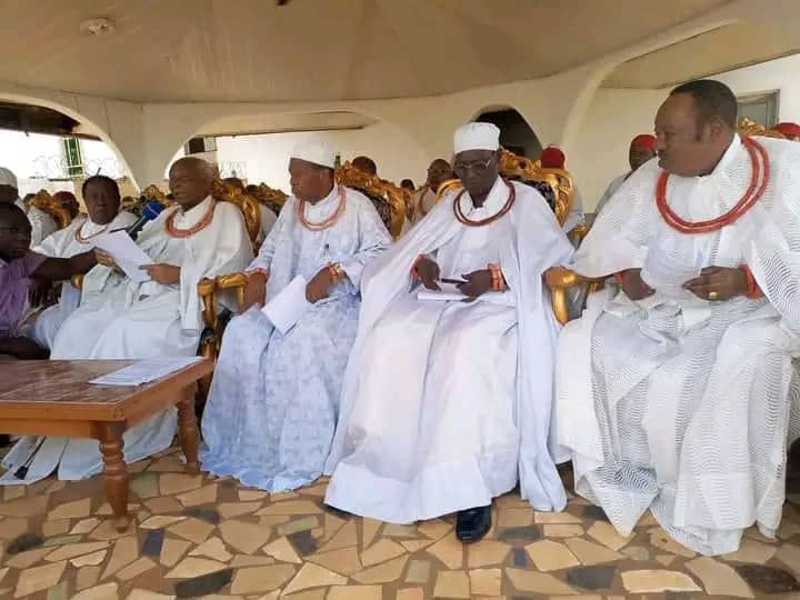 Osarobo Ogiamien Is The Recognized Palace Chief Not Arisco Osemwingie, Benin Chiefs, Enigies Affirm