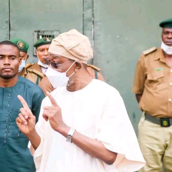 Rauf Aregbesola Shuns Osun APC Rally, Visits Kirikiri Prisons