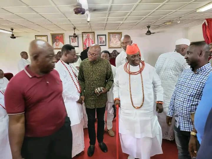 Tidi Consoles Okere-Urhobo Kingdom Over Demise Of Monarch