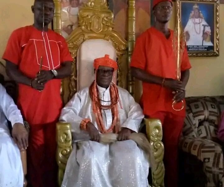 Amidst Crisis, Mosogar Kingdom Crowns Okpurhe As Monarch