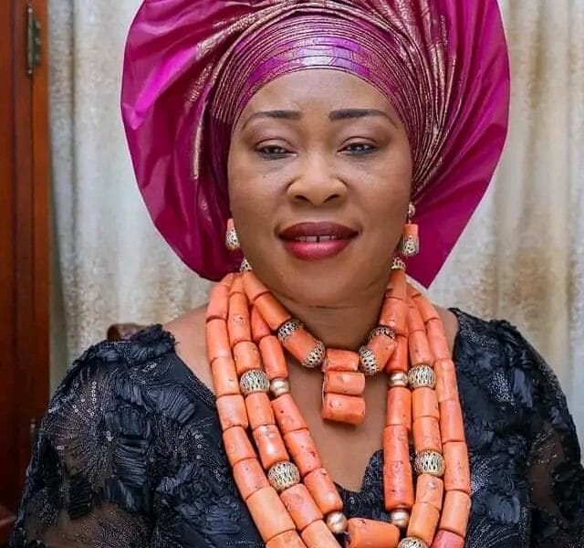 Okowa Condoles Pere Of Akugbene Over Wife's Death