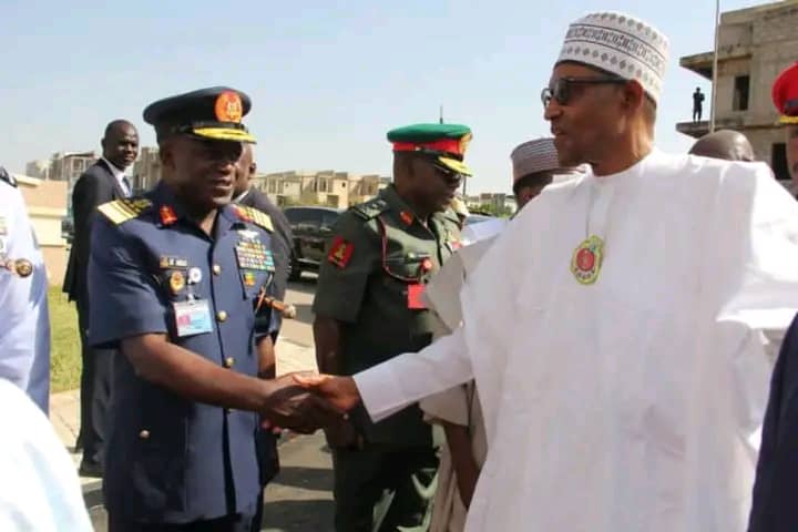 2023: Buhari Warns Defence Intelligence Officers