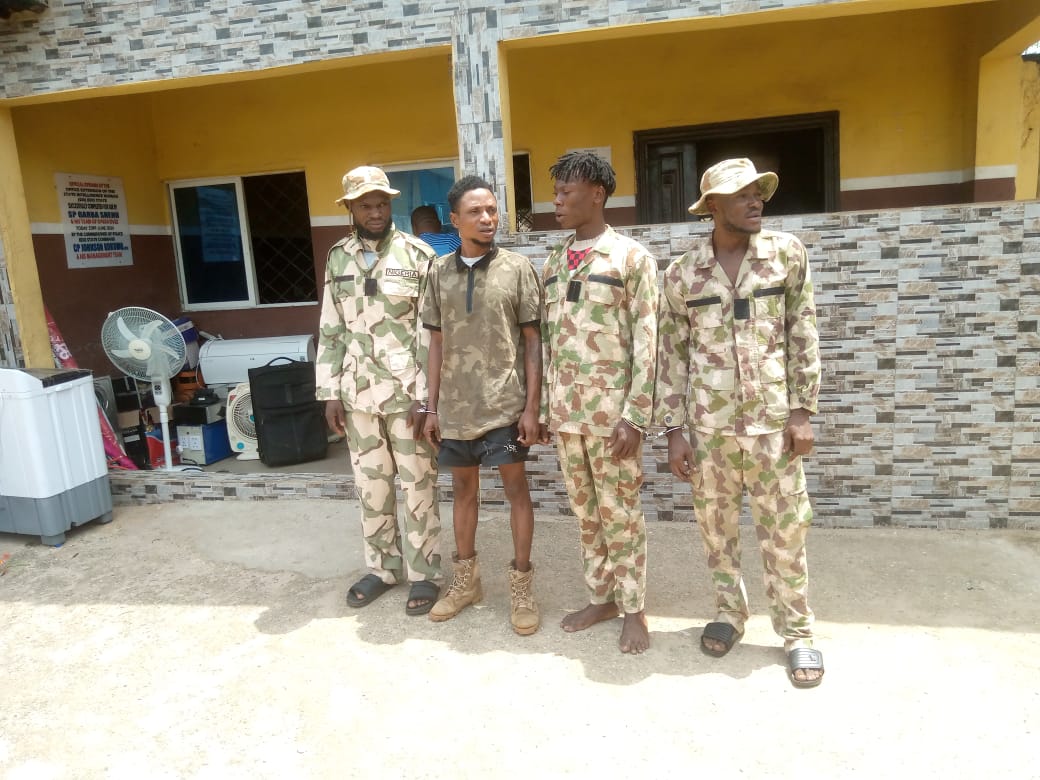 Edo State Police Command Arrests Four Armed Robbery Suspects In Military Uniforms