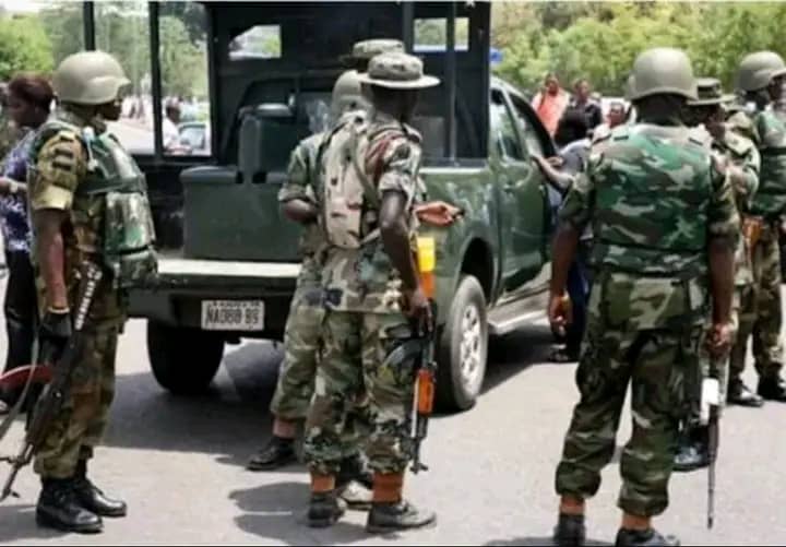 Soldier Guns Down FOB Commander, Sergeant Major, Commits Suicide