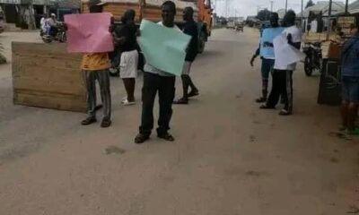 Oghara Residents Protest Against Poor Electricity Supply