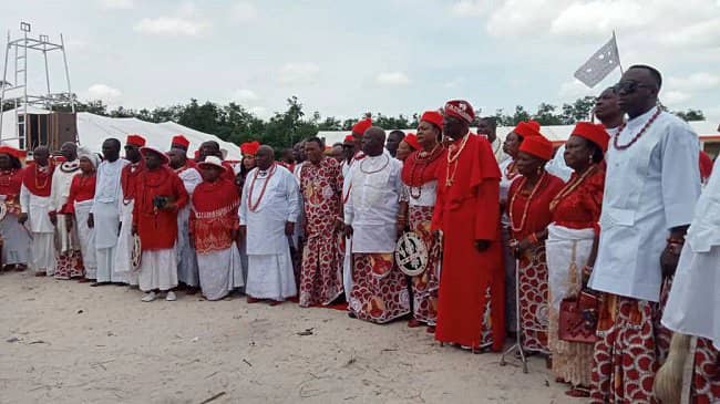 Okowa, Obaseki, Oborevwori, Others Pay Last Respect To Olomu Monarch