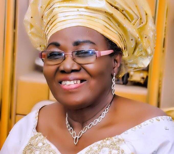 Oborevwori congratulates Esther Uduehi At 76