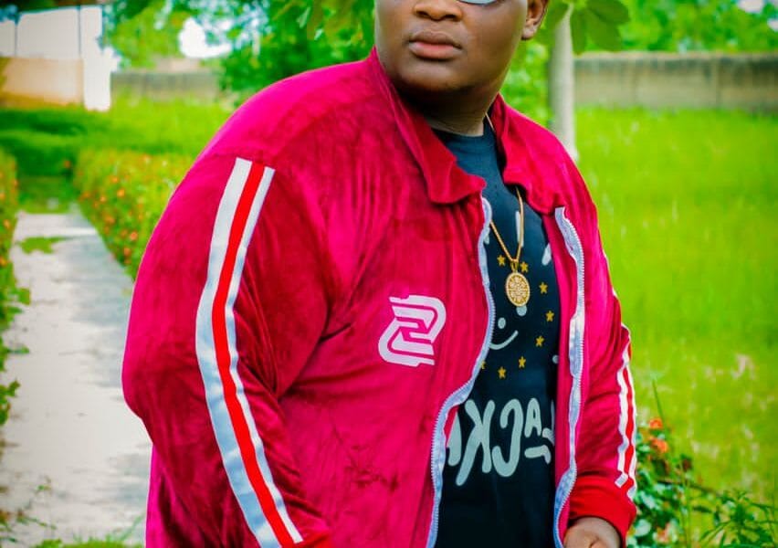 Ogbomoso-born Afrobeats Artist, ‘SAMSKIDO’ Rocks Internet With Latest Vibe