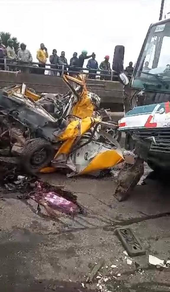 Two Killed, Five Injured In Multiple Crashes In Lagos Bridge