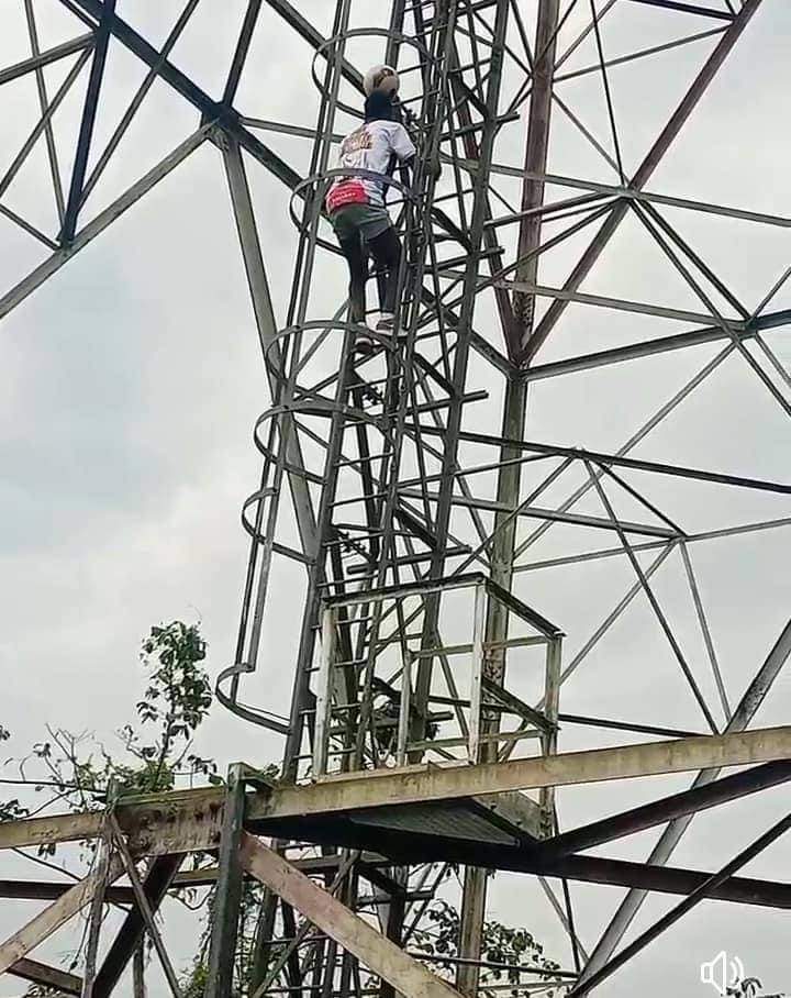 Guinness Book: Bayelsa-Born Ball Juggler, Tonye, Breaks World Record