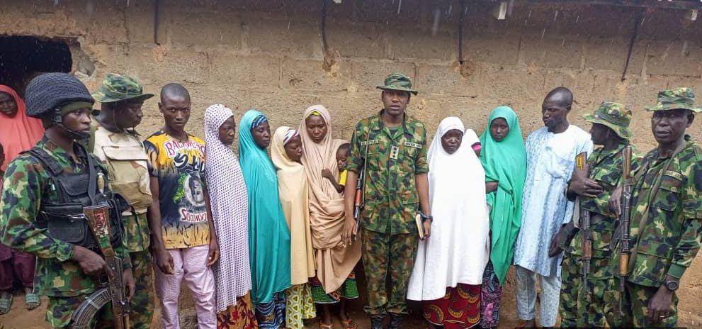 Troops Neutralize 3 Bandits, Capture AK 47 Rifle, Rescue 10 Kidnapped Victims In Kaduna