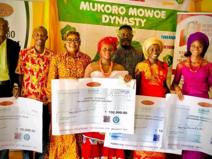 DELSU Students Receive Mowoe's Scholarship For Urhobo Language Studies