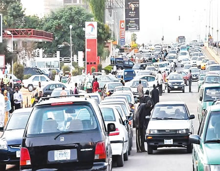 Warri: Passengers Bemoan Traffic Jam In Hausa Quarter