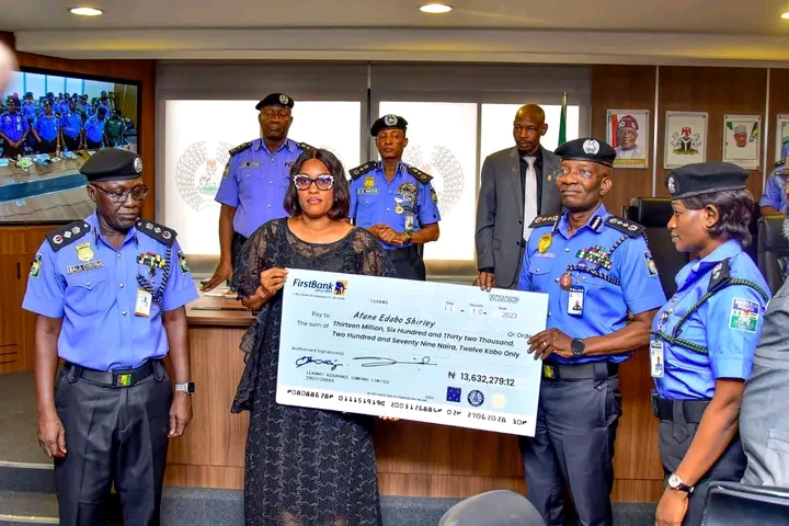 IGP Presents Over N2Bn Cheques To Next Of Kins Of Deceased Officers