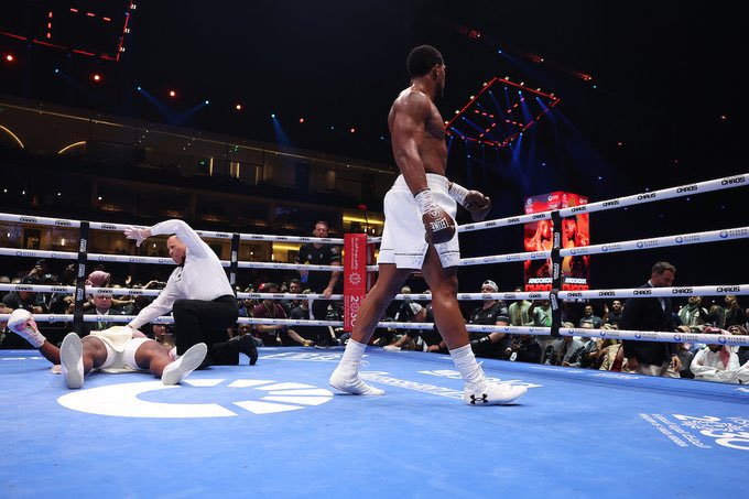 Peter Obi Congratulates Anthony Joshua For Winning Fourth Straight Fight