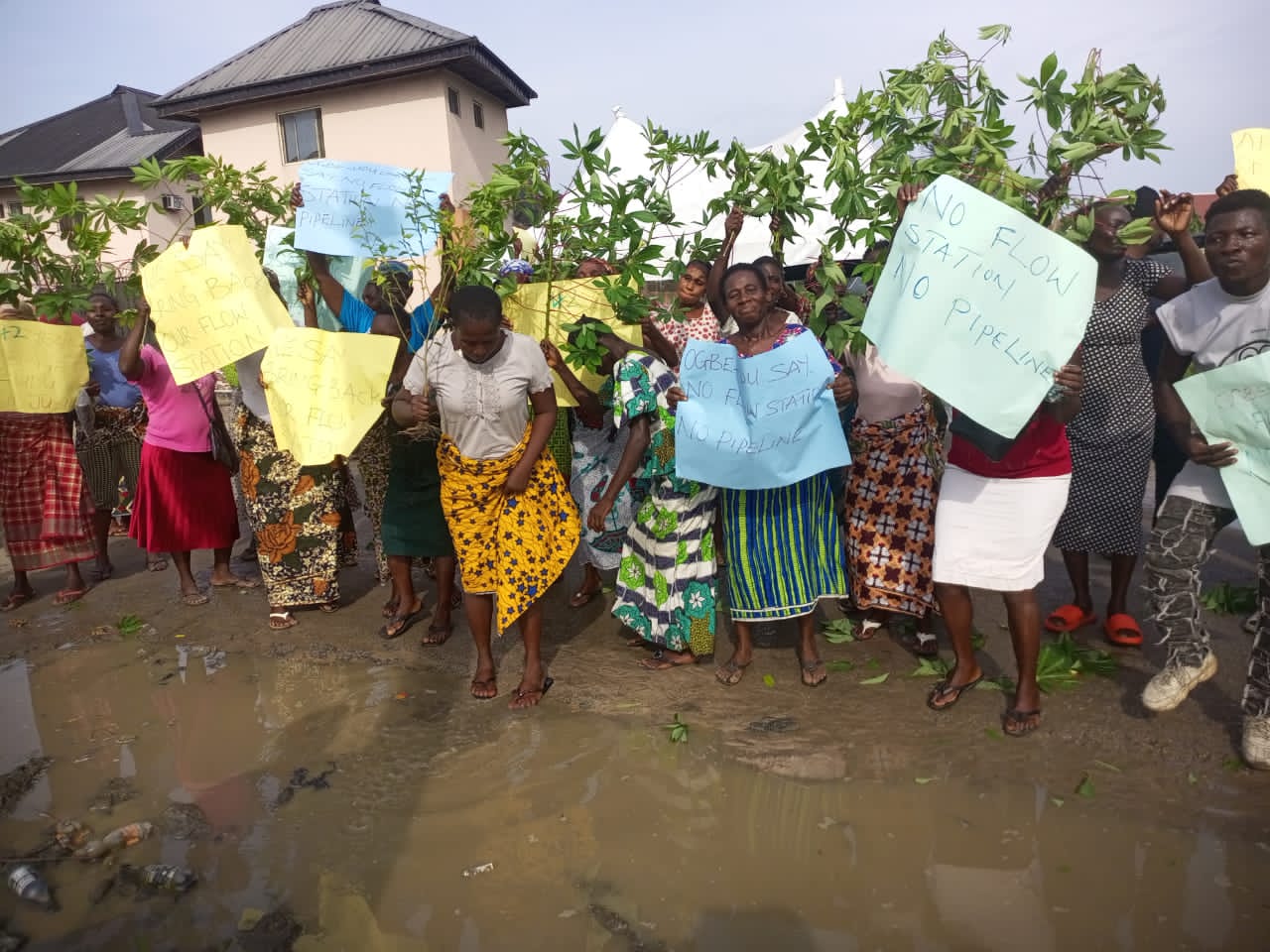 Delta Community Protests Against NPDC Over Plans To Relocate Flowstation