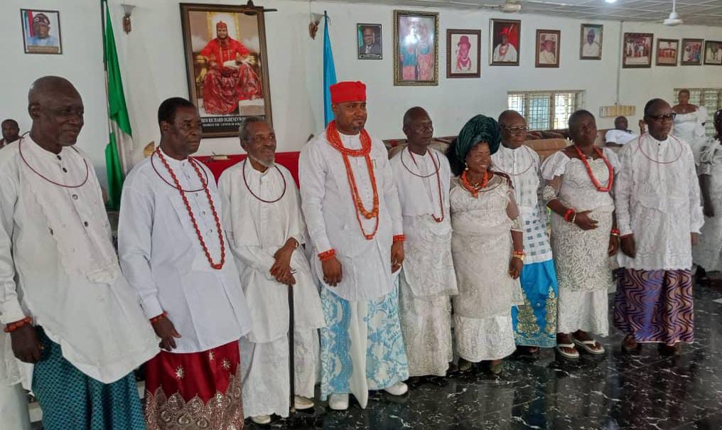 Joseph Okifo Presented To Agbara-Otor Monarch As Onirhe, Charged To Uphold Integrity