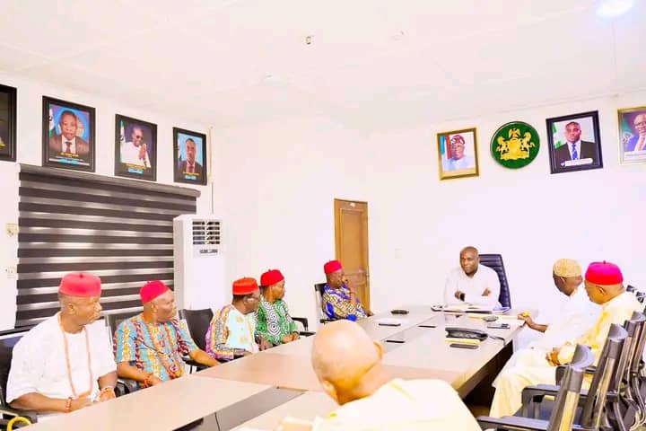 Ajede Meets Traditional.Rulers In Ukwuani LGA