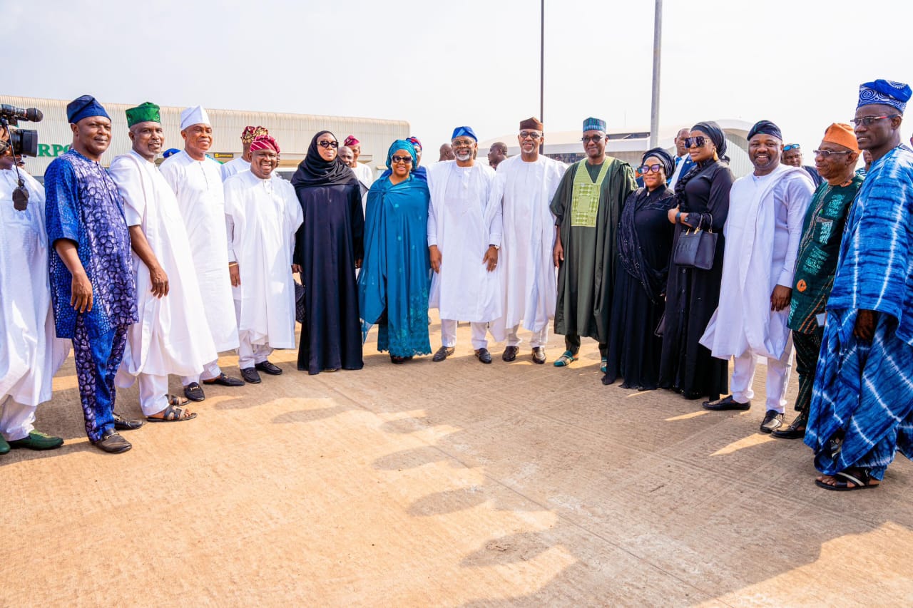 Tinubu, Abass, Abiodun Pay Last Tribute As Hon. Onanuga Is Laid To Rest