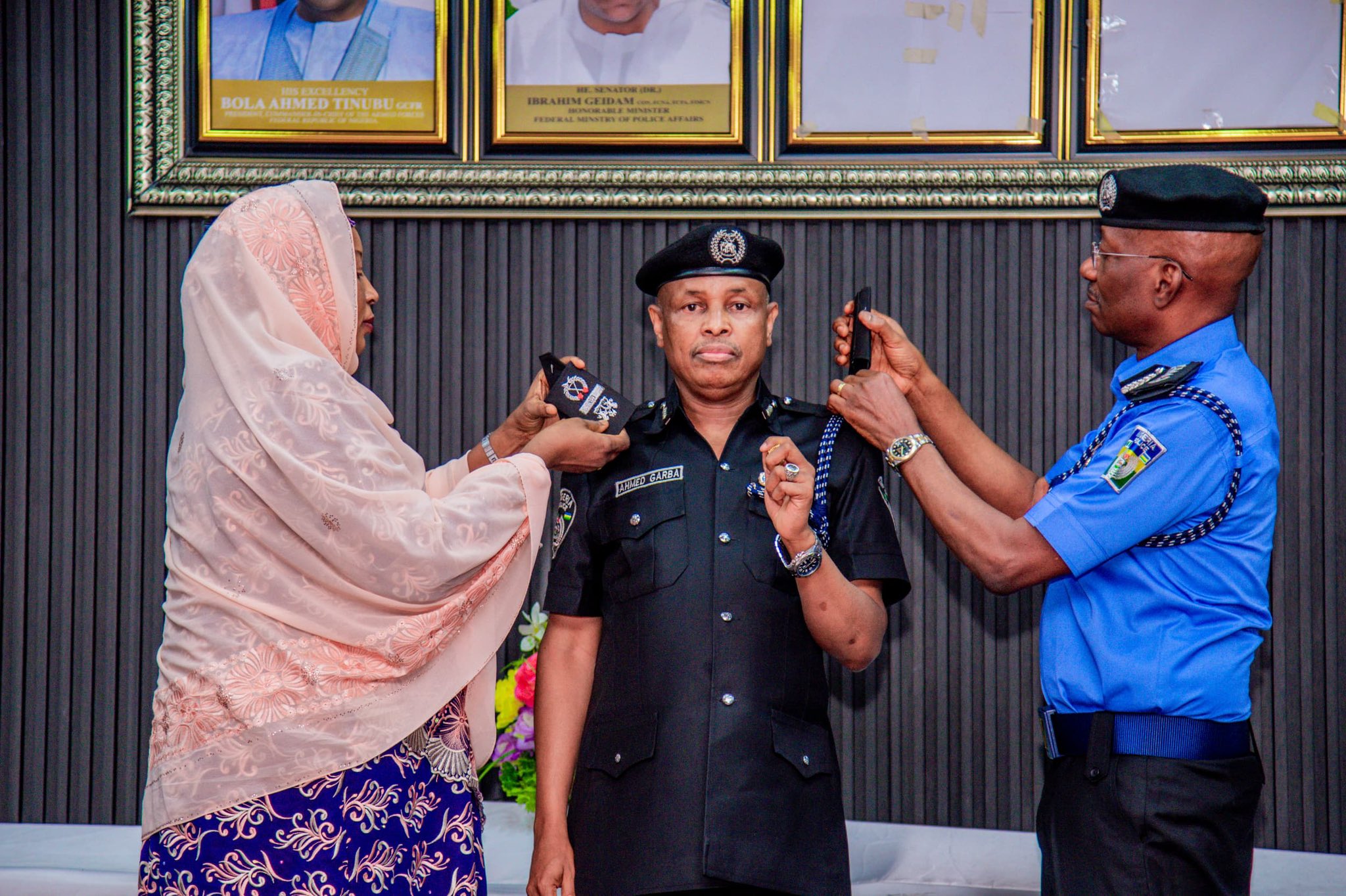 IGP Decorates 3 Newly Promoted AIGs, 16 CPs