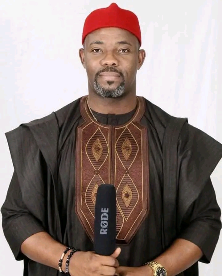 Okey Bakassi Officially Crowned King In Imo State