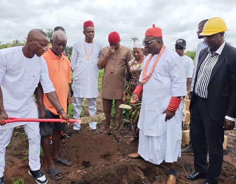 Obi Of Ogwashi-Uku Flags Off Construction Of State-Of-The-Art Mother And Child Clinic At General Hospital