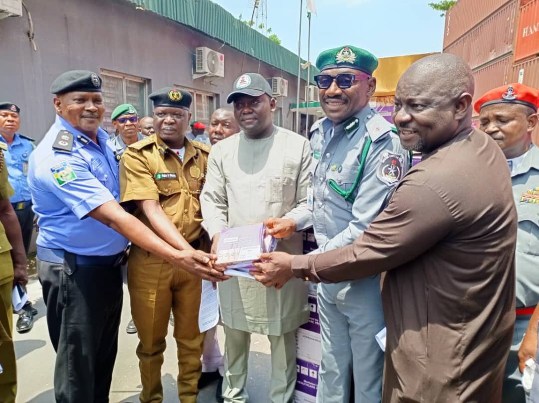 Apapa Customs Uncovers Codeine, Fake Drugs, Stolen Cars In Major Smuggling Bust
