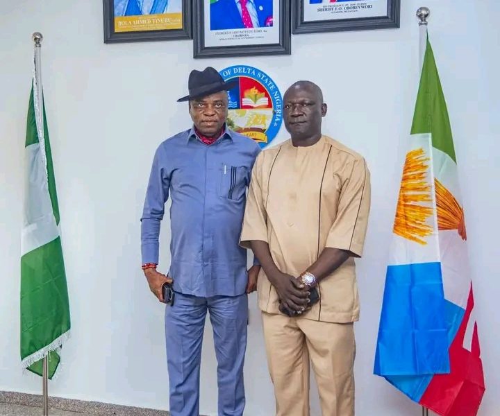 Jaro Egbo Receives Newly Posted Ughelli Police Area Commander, ACP Shaba