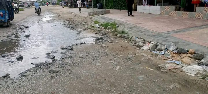 Sapele: Gana/Ugberikoko Residents Lament Neglect, Urge Chairman, Abeke, To Fix Collapsing Road