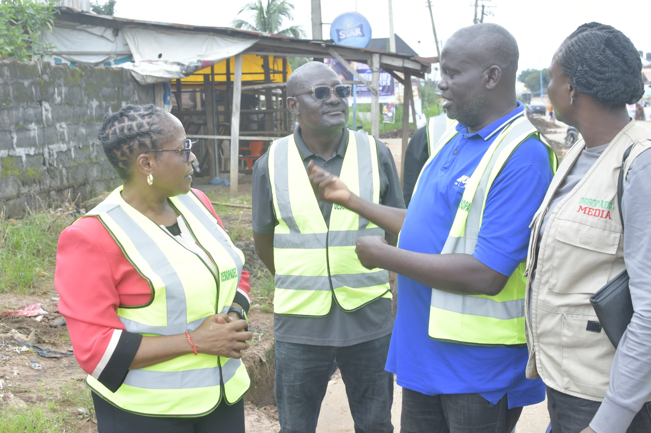 DESOPADEC Kicks Off De-silting Of Drainages In Ika Nation
