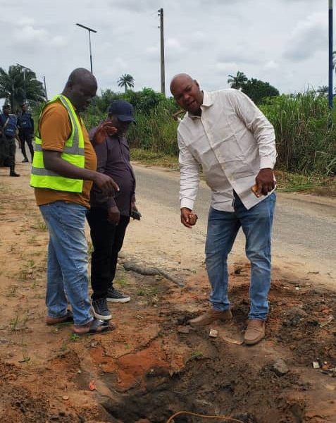 Nani Conducts On-The-Spot Assessment Of De-Silting Work In Ashaka