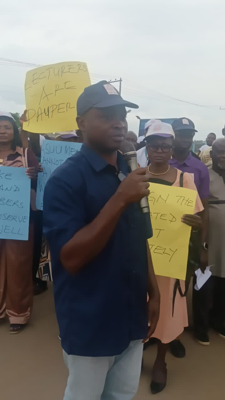 ASUU-DELSU Protests FG’s Inability To Sign 2009 Renegotiated Agreement