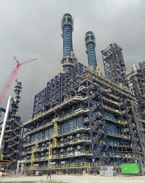 Dangote Refinery Announces Date To Suspend Sale Of Petrol In Naira