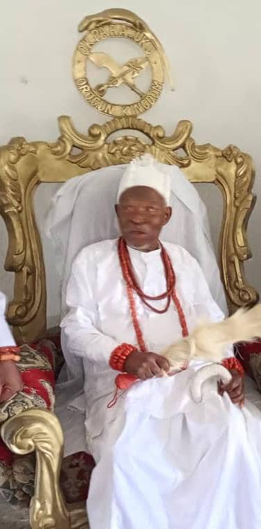 Orogun Monarch Re-Affirms Opone As President General, Warns Bennis For Parading As PG