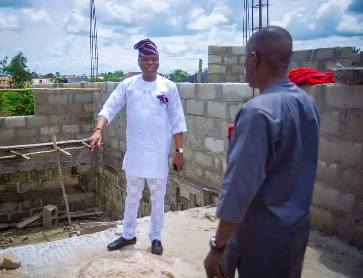 Olorogun Jaro Egbo, Conducts Project Inspection Tour