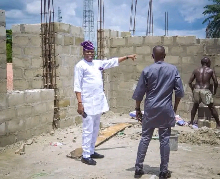 Olorogun Jaro Egbo, Conducts Project Inspection Tour