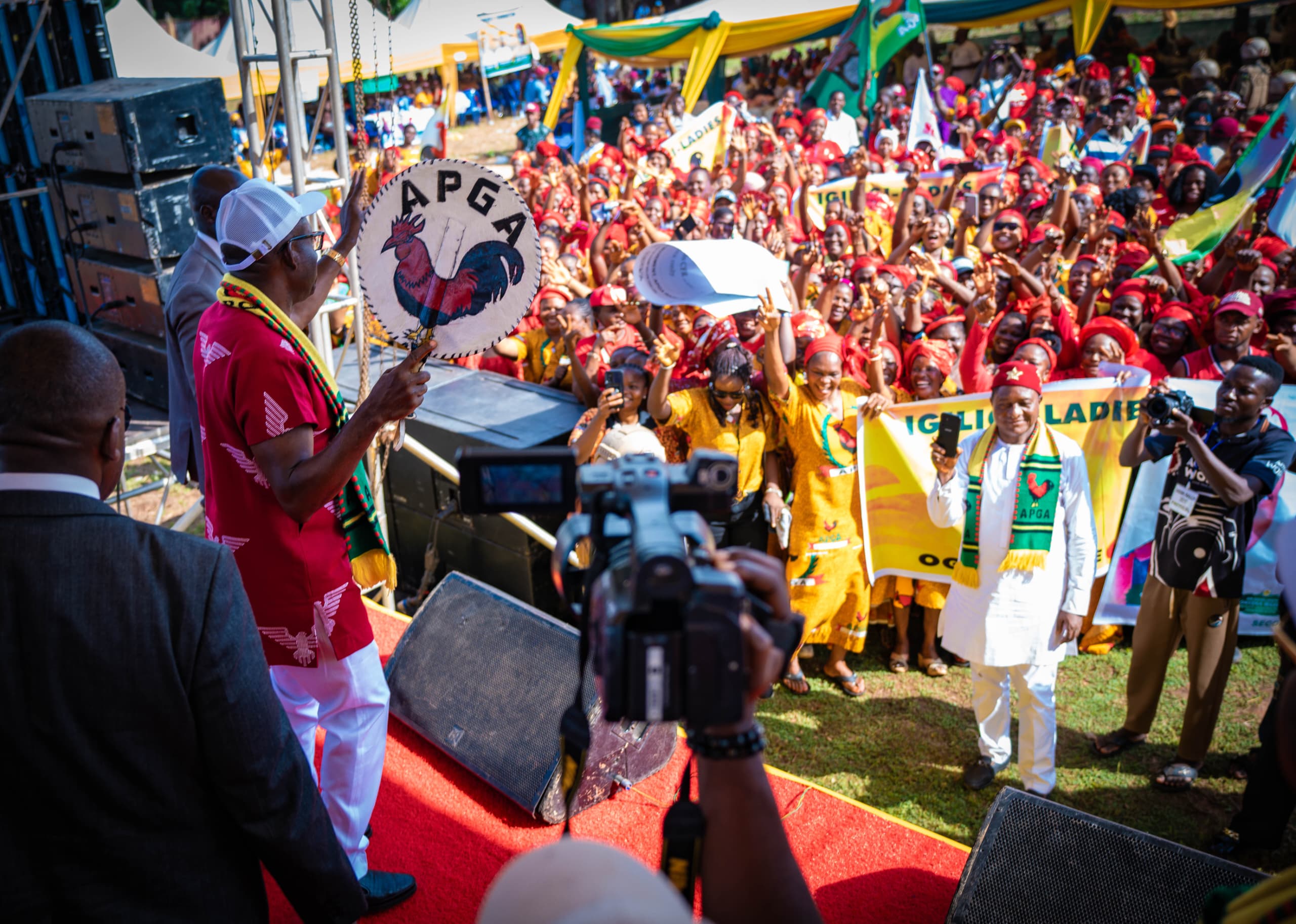 Soludo Gets Massive Endorsement At Ogidi, Promises To Address Flooding In The Community