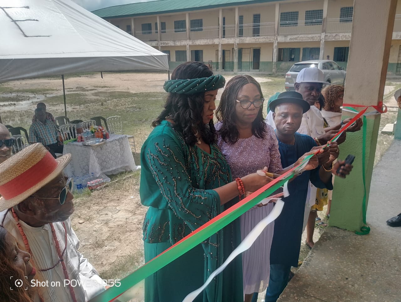 Warri: Orosuen Donates Creche Centre To Olodi Primary School