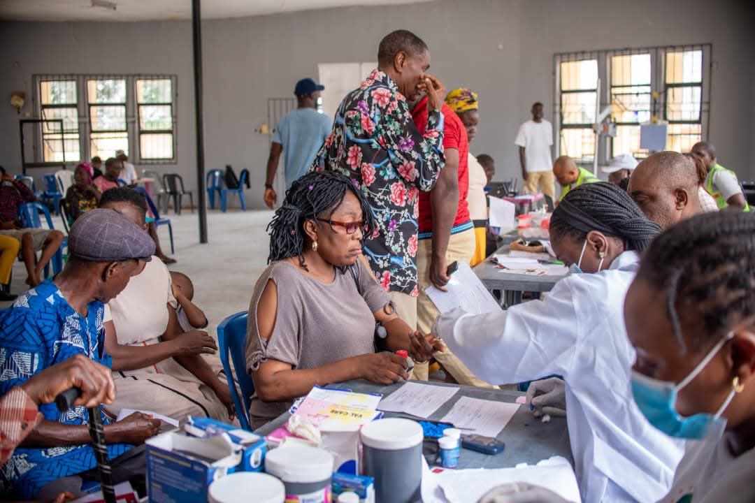 Senator Dafinone Takes Free Medical Outreach To Ughelli North LGA