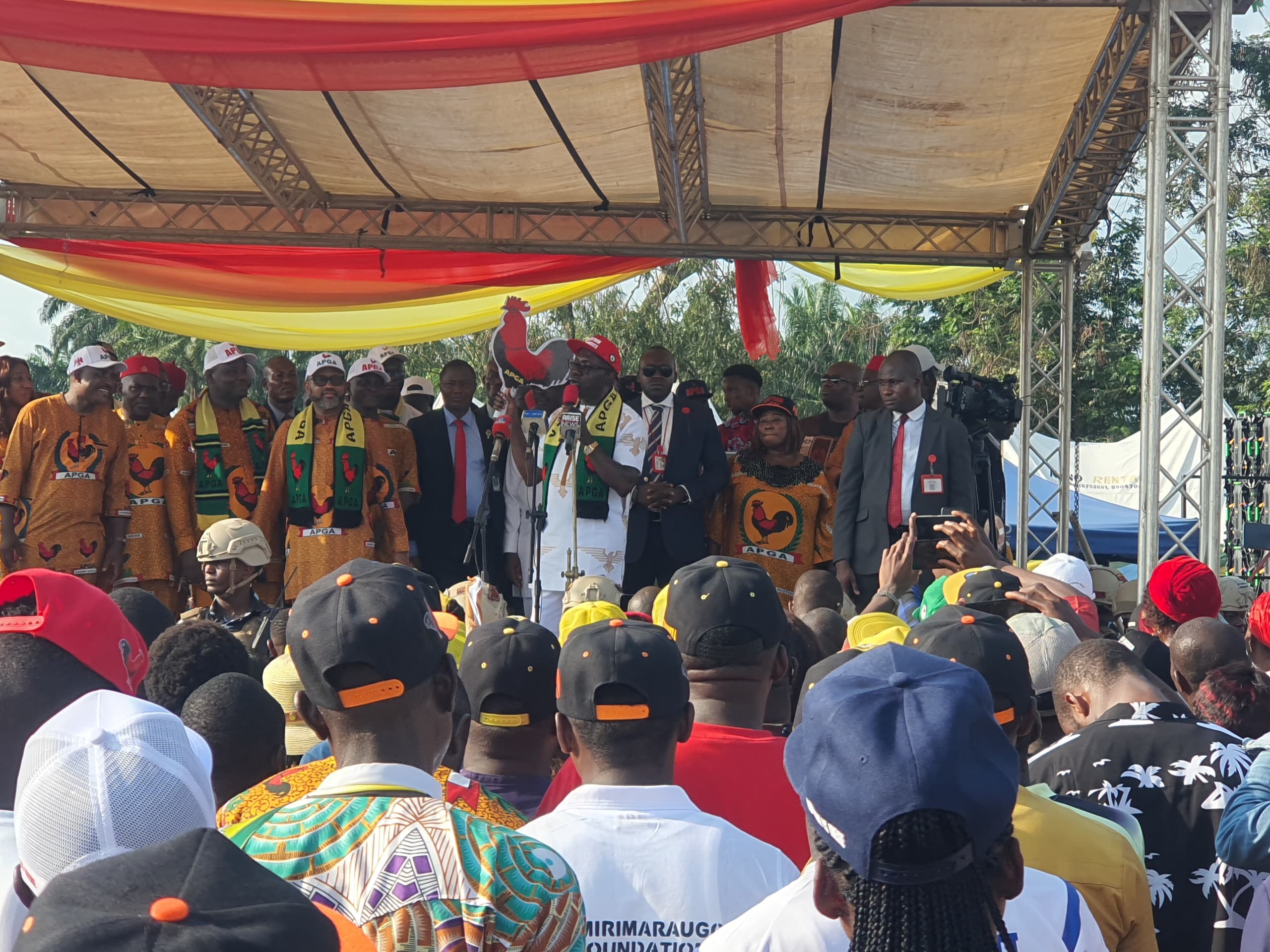 Gov. Soludo's Campaign Train Visits Orumba North And South, Engages Over 10,000 Voters On Key Issues
