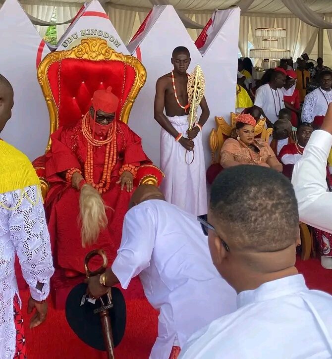 DTHA Deputy Speaker, Akpowowo, Felicitates Ovie Of Udu Kingdom On Presentation Of Staff Of Office