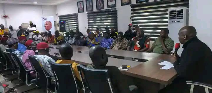 Ajede Sues For Peace Amongst Obiaruku Youths