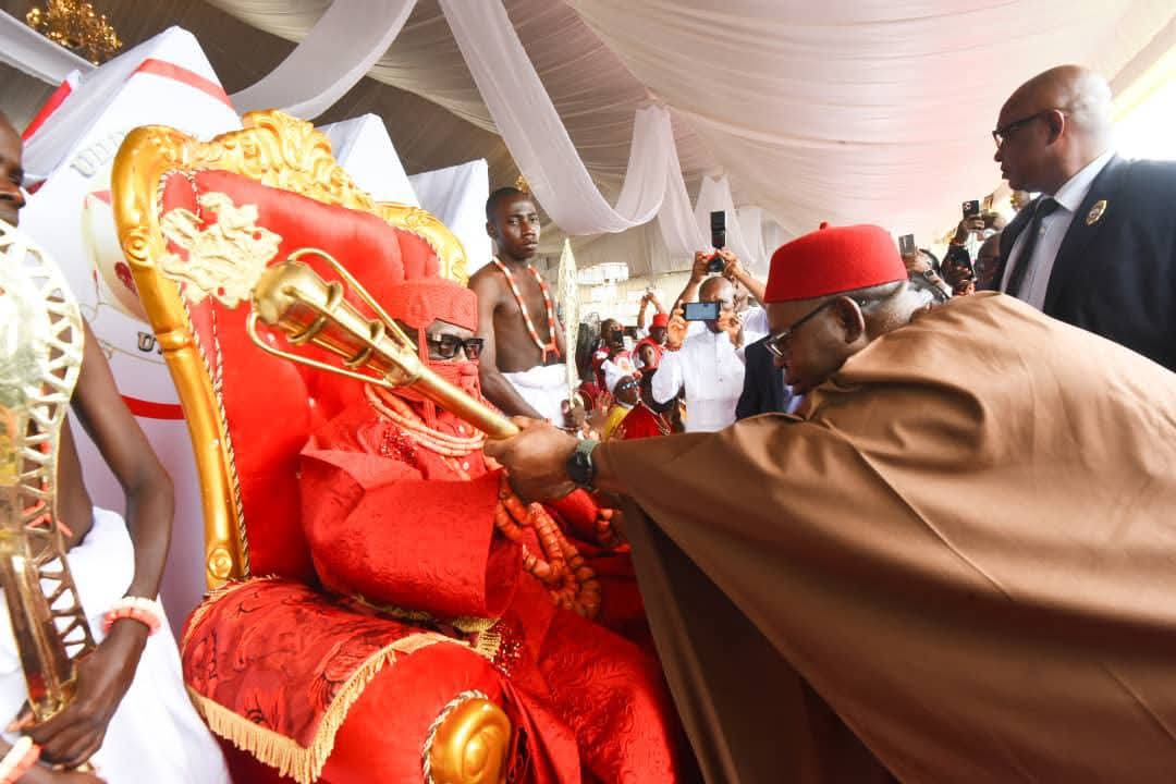Senator Dafinone Congratulates Ovie Of Udu Kingdom, As Gov. Oborevwori Presents Staff Of Office To Monarch
