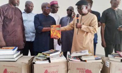 Class 77 College Of Commerce, Agbarha - Otor Monarch, Donate Books To Southern Delta University