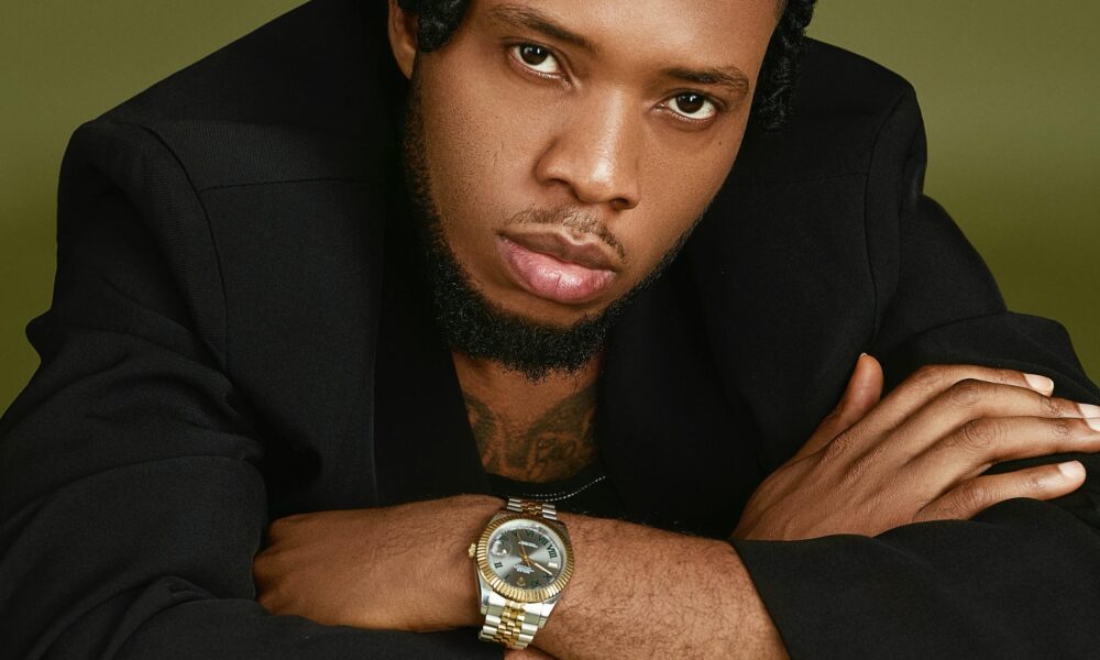 Bishop Records Wish Fans, Nigeria Music Industry Merry Christmas, Prosperous New Year