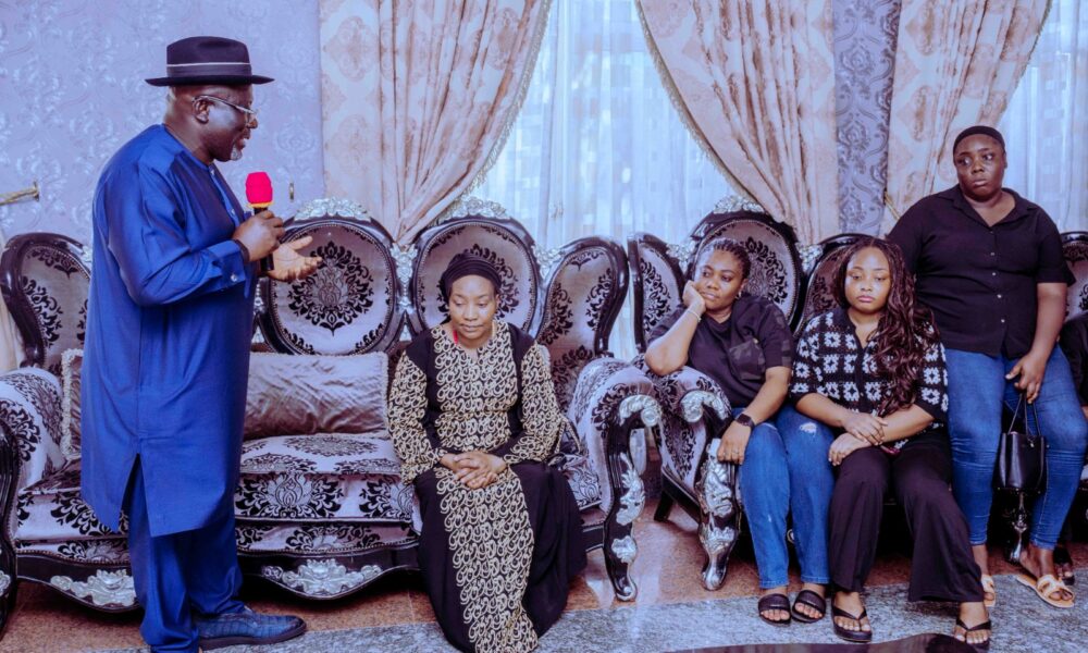 Oborevwori Pays Condolence Visit To Nwaoboshi, Nuel Ojei Families