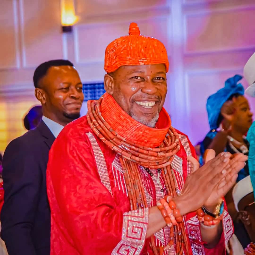 Senator Dafinone Felicitates Ovie Of Idjerhe Kingdom, As Monarch Clocks 60, 5  Years On The Throne