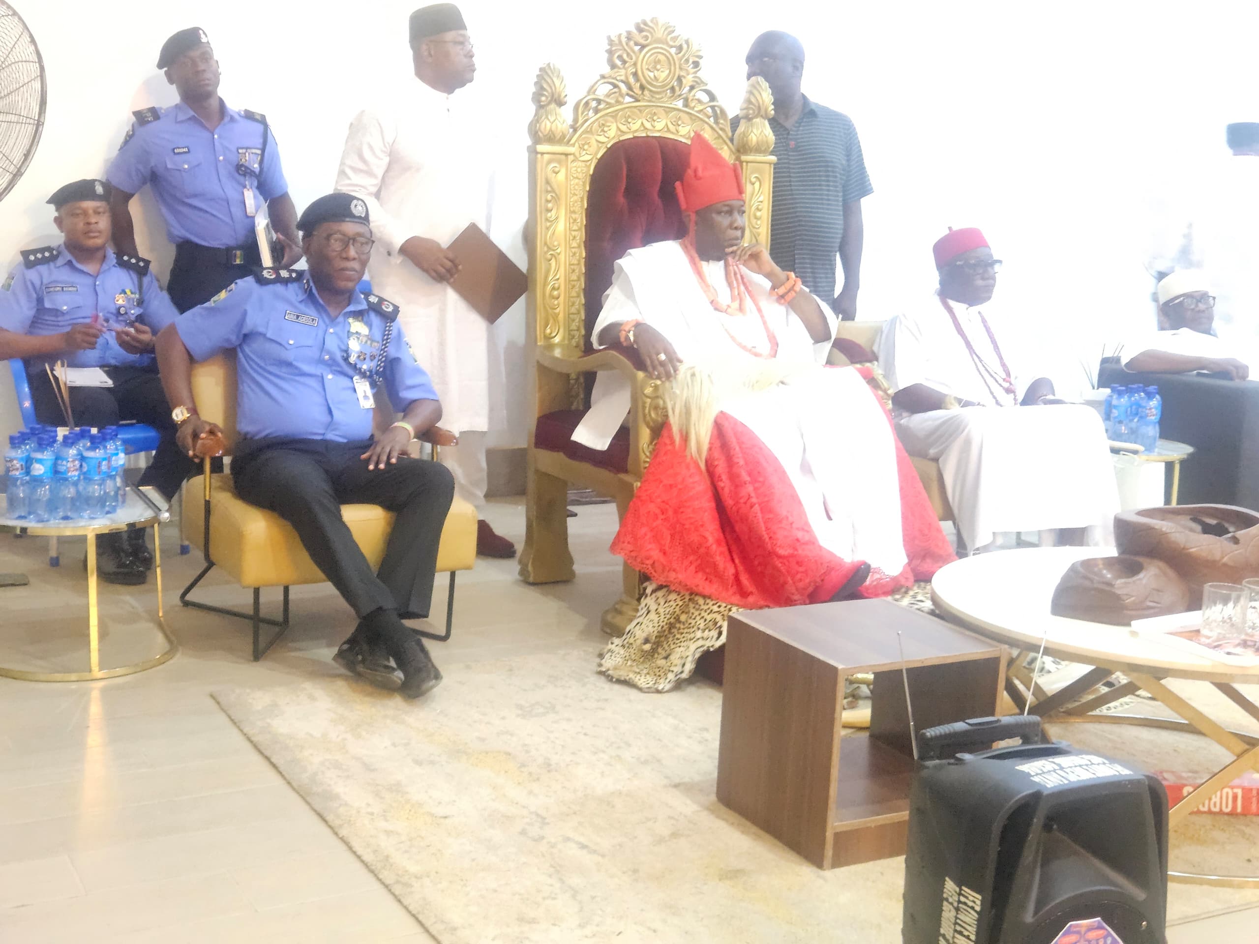 CP Aina Adesola Commences Familiarisation Tour, Visits Asaba Area Command, Asagba Of Asaba