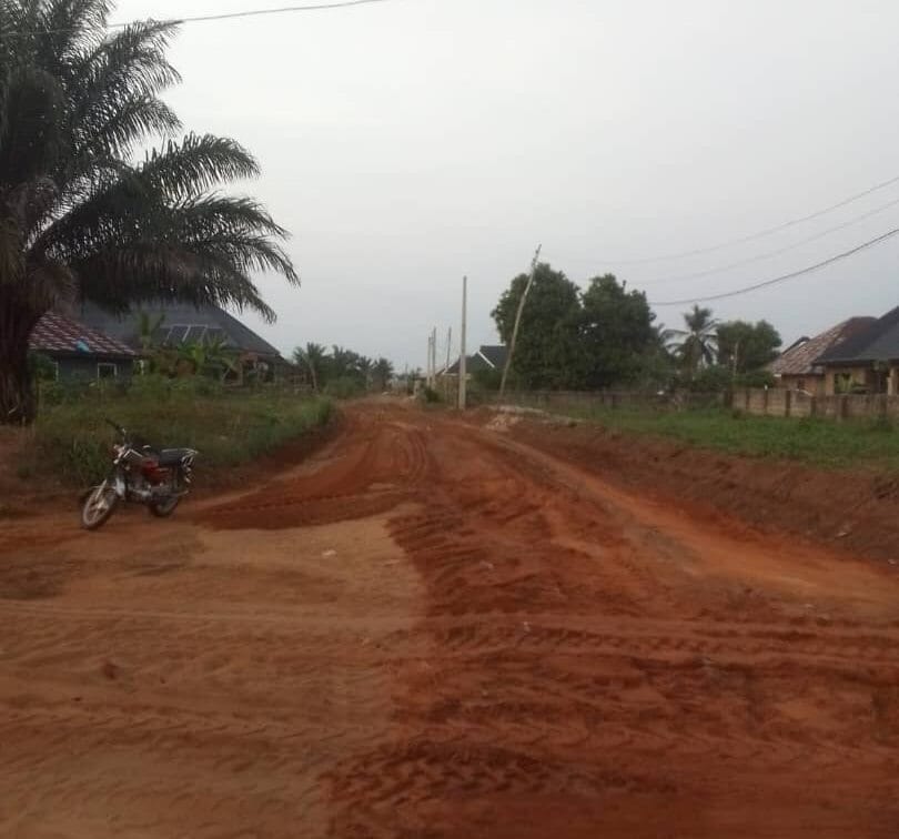 Azuka Gives Major Boost To Umutu/Umuaja Internal Linked Road