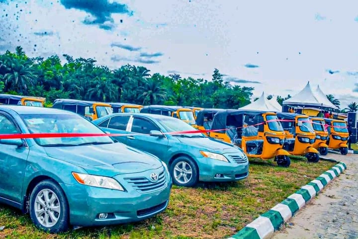 Tonukari Commends Ogedegbe On Projects, Empowerment In Ethiope East